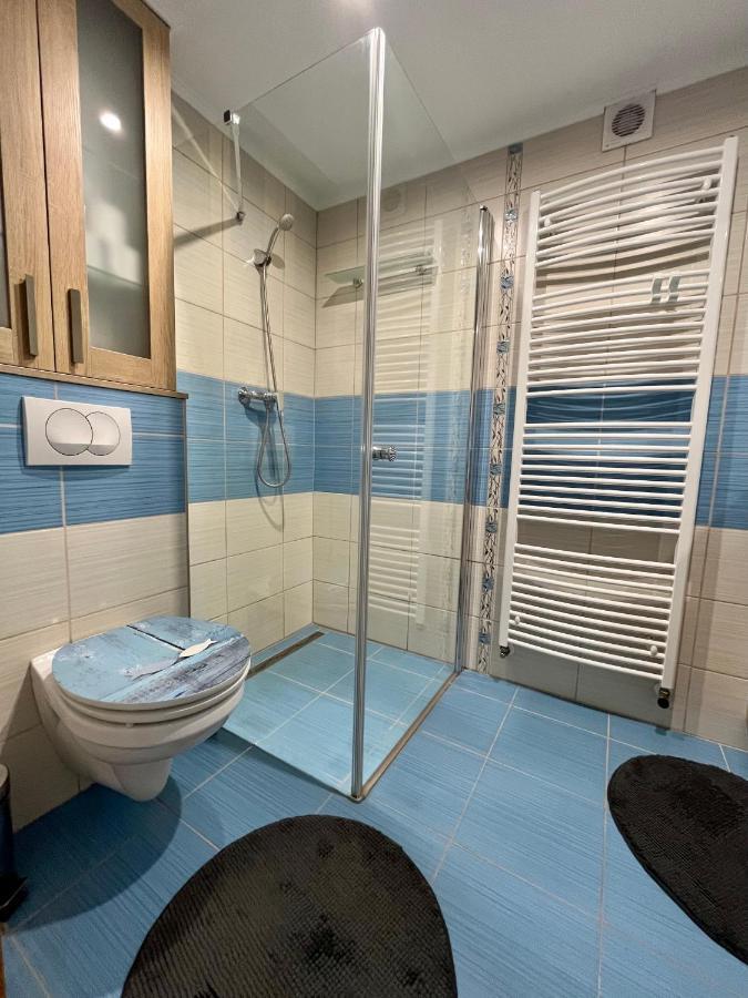 Rabbit Apartman Mosonmagyaróvár Екстериор снимка