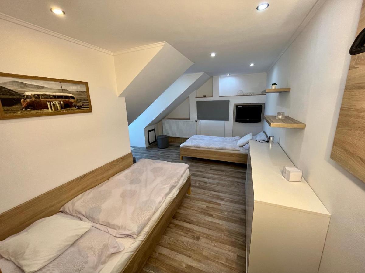 Rabbit Apartman Mosonmagyaróvár Екстериор снимка