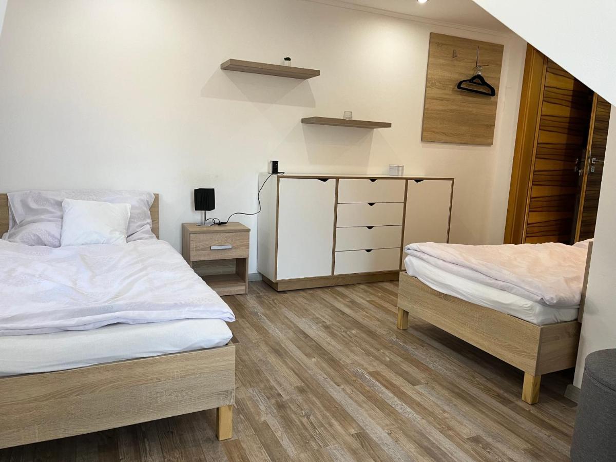 Rabbit Apartman Mosonmagyaróvár Екстериор снимка